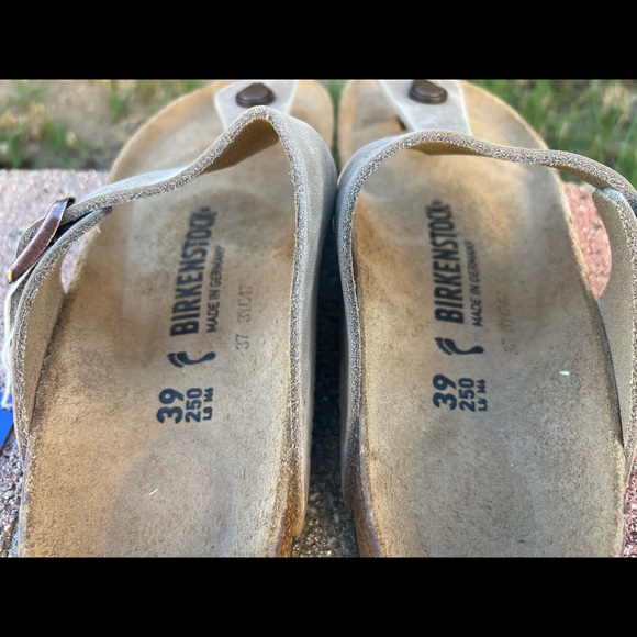 Gizeh Birkenstock 
Tabacco Brown - Picture 6 of 11